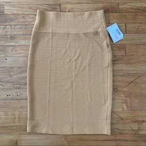 BNWT Lularoe Cassie, Solid!